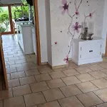 Schoenes Grosses Haus In Zentrum-, Strandnah *
