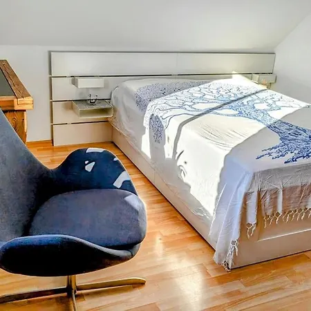 Schoenes Grosses Haus In Zentrum-, Strandnah