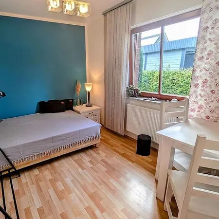 Schoenes Grosses Haus In Zentrum-, Strandnah アパート ノイブランデンブルク