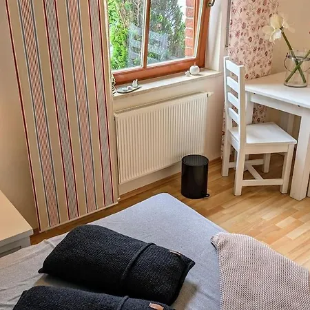 アパート Schoenes Grosses Haus In Zentrum-, Strandnah ノイブランデンブルク