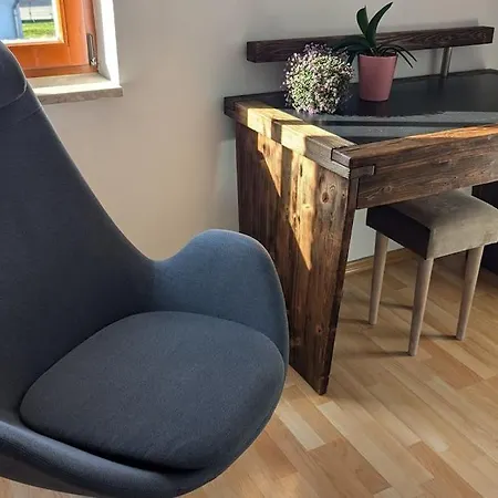 Schoenes Grosses Haus In Zentrum-, Strandnah Apartment *