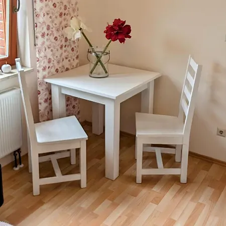 Schoenes Grosses Haus In Zentrum-, Strandnah *