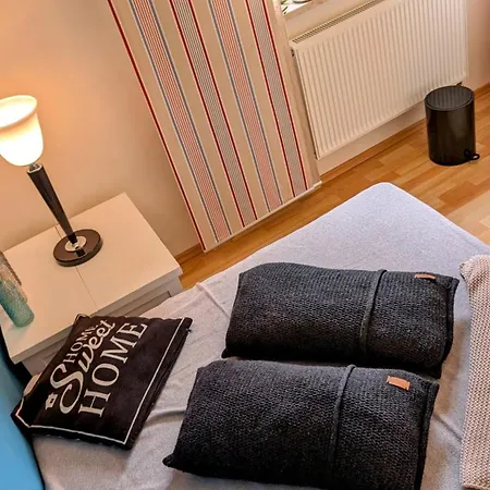 Schoenes Grosses Haus In Zentrum-, Strandnah アパート